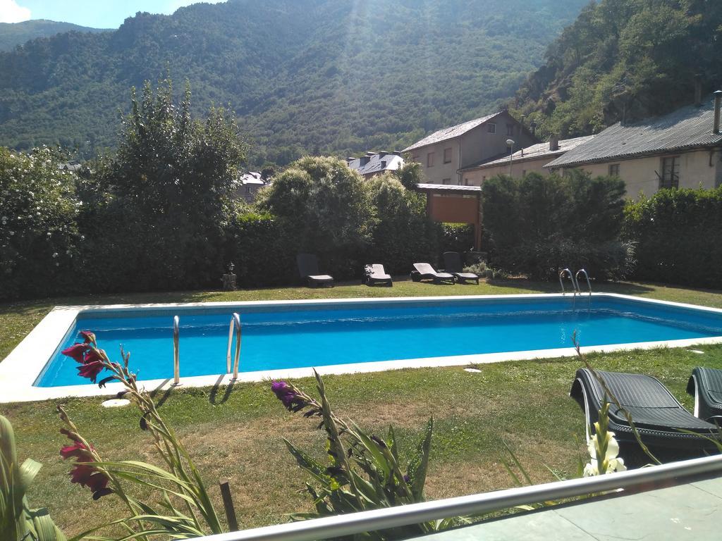 Hotel La Ribera Ribera de Cardós Eksteriør billede